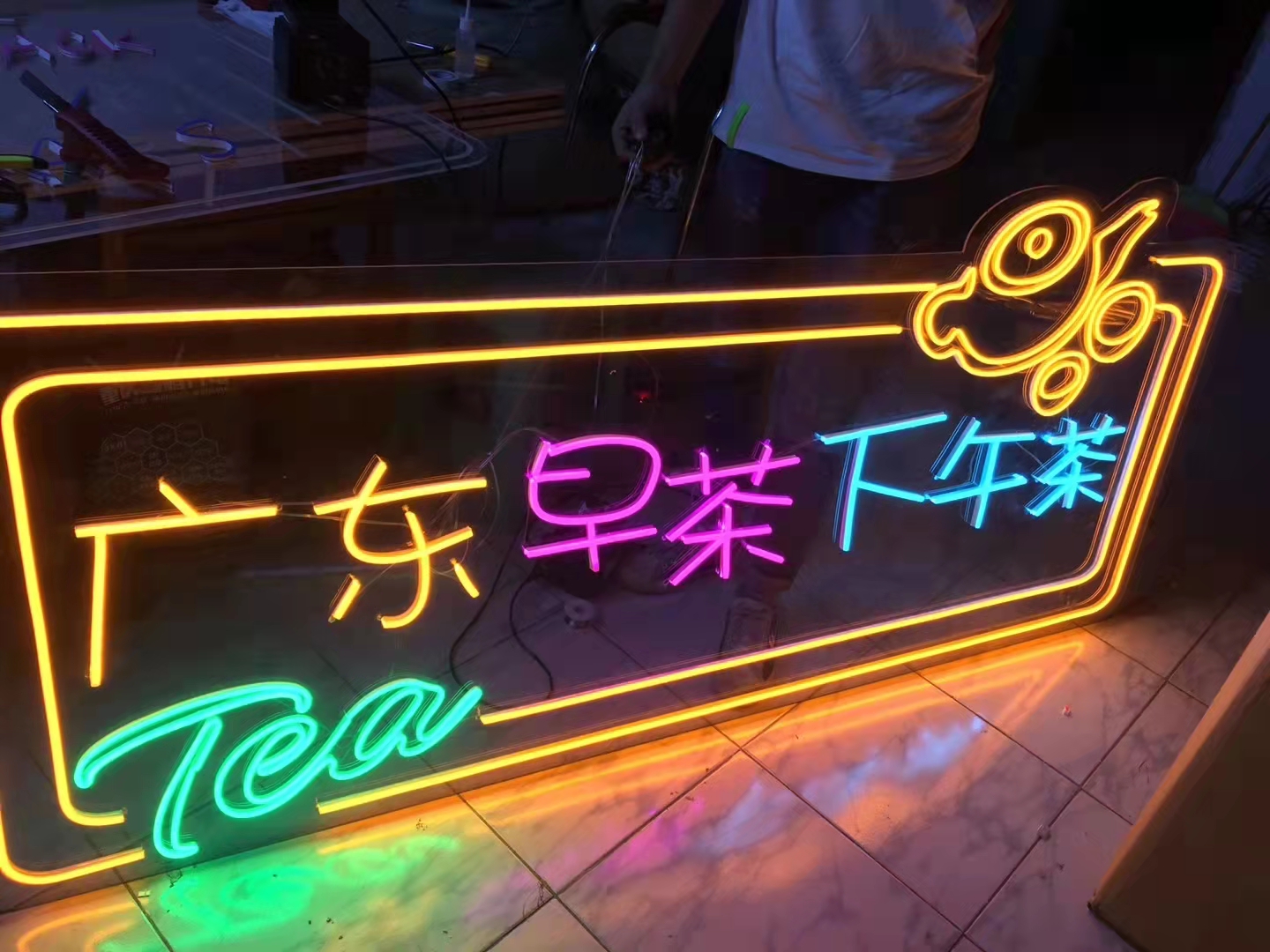 合金烤漆字
