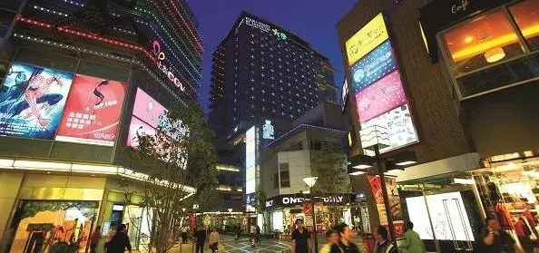 走訪10多位廣告企業(yè)客戶，才某些這份外墻燈箱制造安置指南13