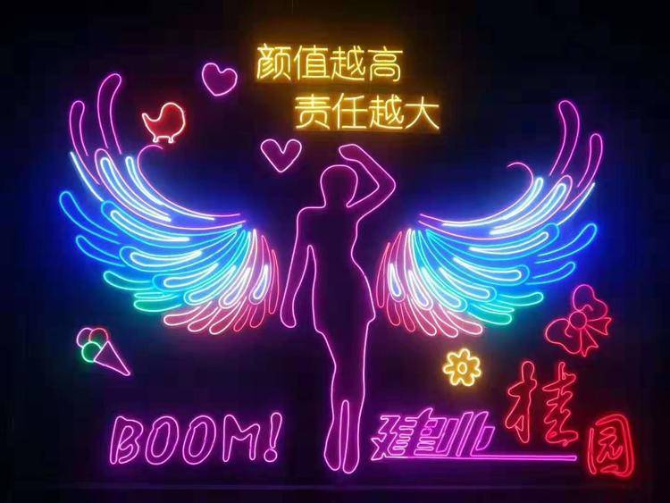 牌匾習(xí)見(jiàn)材質(zhì) 帶你認(rèn)識(shí)門頭標(biāo)識(shí)2